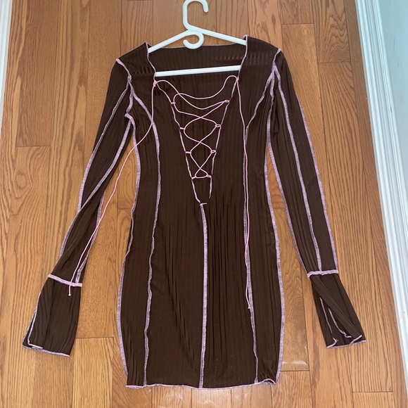 Dress - Picture 1 of 4